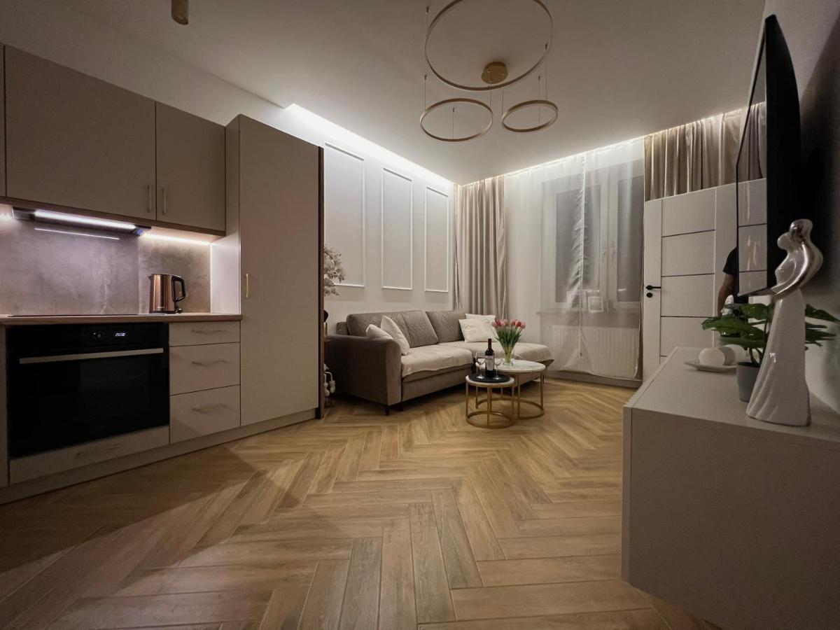 Coco City Center Apartment Кельце Екстер'єр фото